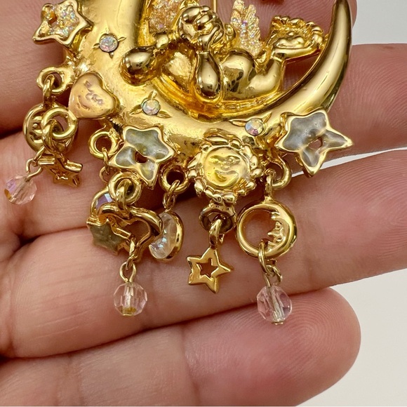 Vintage Kirks Folly Cherub Angel Bear Crescent Moon AB Crystal Dangle Brooch - Picture 3 of 4